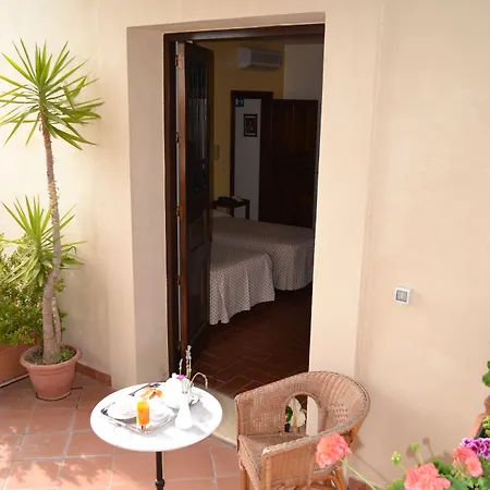 Hotel Il Granaio Dei Casabella 3*